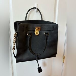 Michael Kors Women's Leather Crossbody Bag